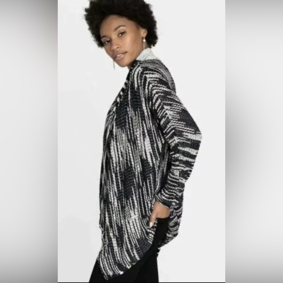 Nic + Zoe ENGRAVING CARDIGAN Drapey  Size PP Black White - Picture 3 of 5